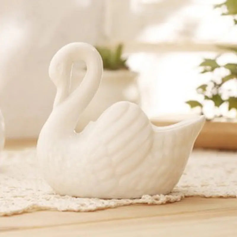 White Swan Ceramic Decor & Flower Pot
